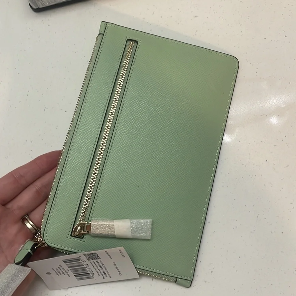 Kate Spade Wristlet in Beach Glass